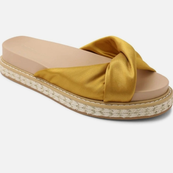 BCBGeneration Shoes - NIB BCBG Essina Golden Yellow Espadrille Flat Sandals